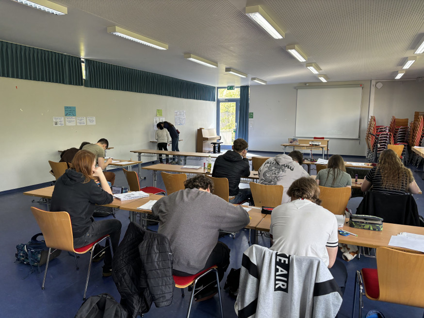 Europatag in der Westpfalzschule Weilerbach: Vorbereitungen für die Juniorwahl zur Europawahl 09.05.24
